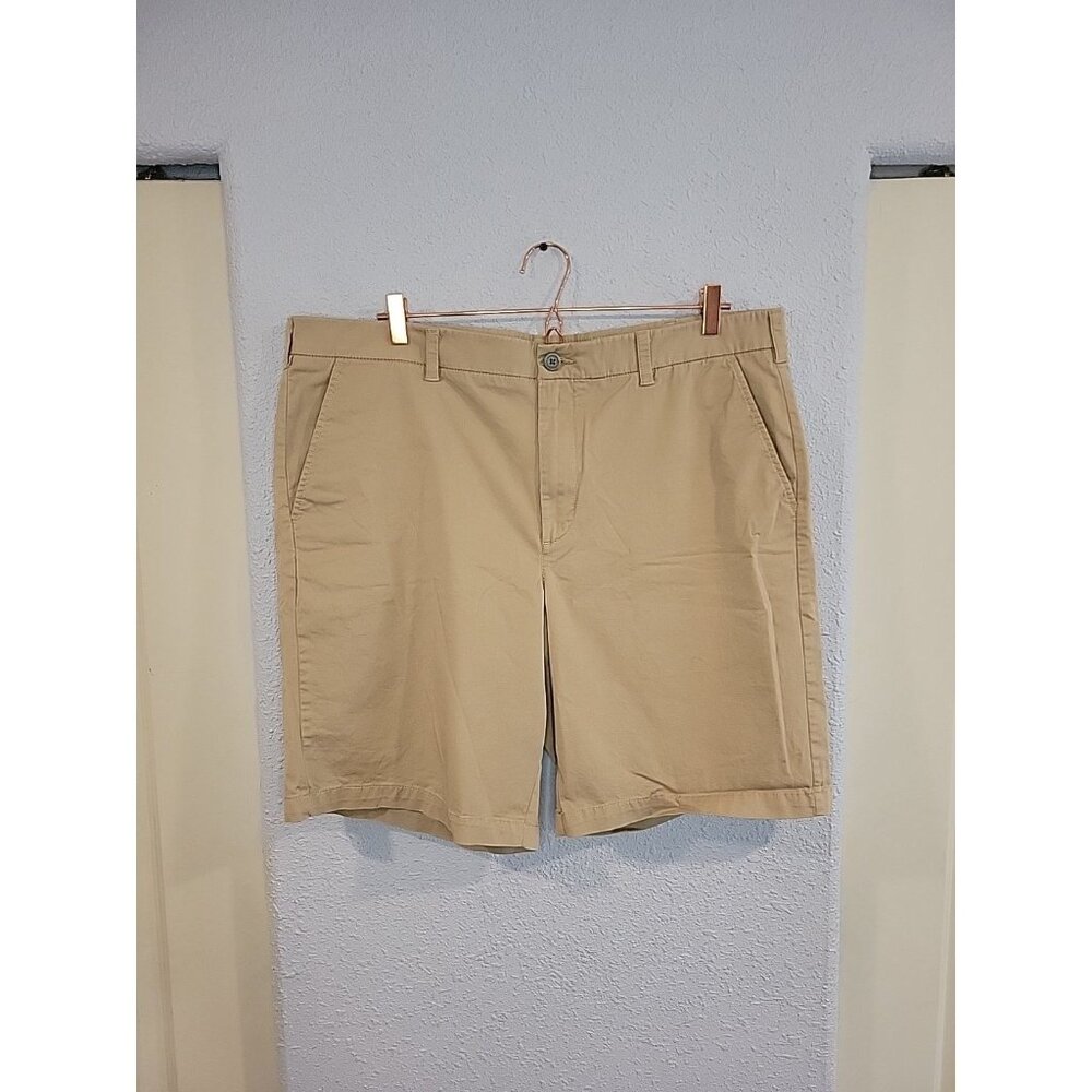 Marc Anthony Mens Stretch Waist Slim Fit Chino Flat Front Khaki Shorts - Size 40